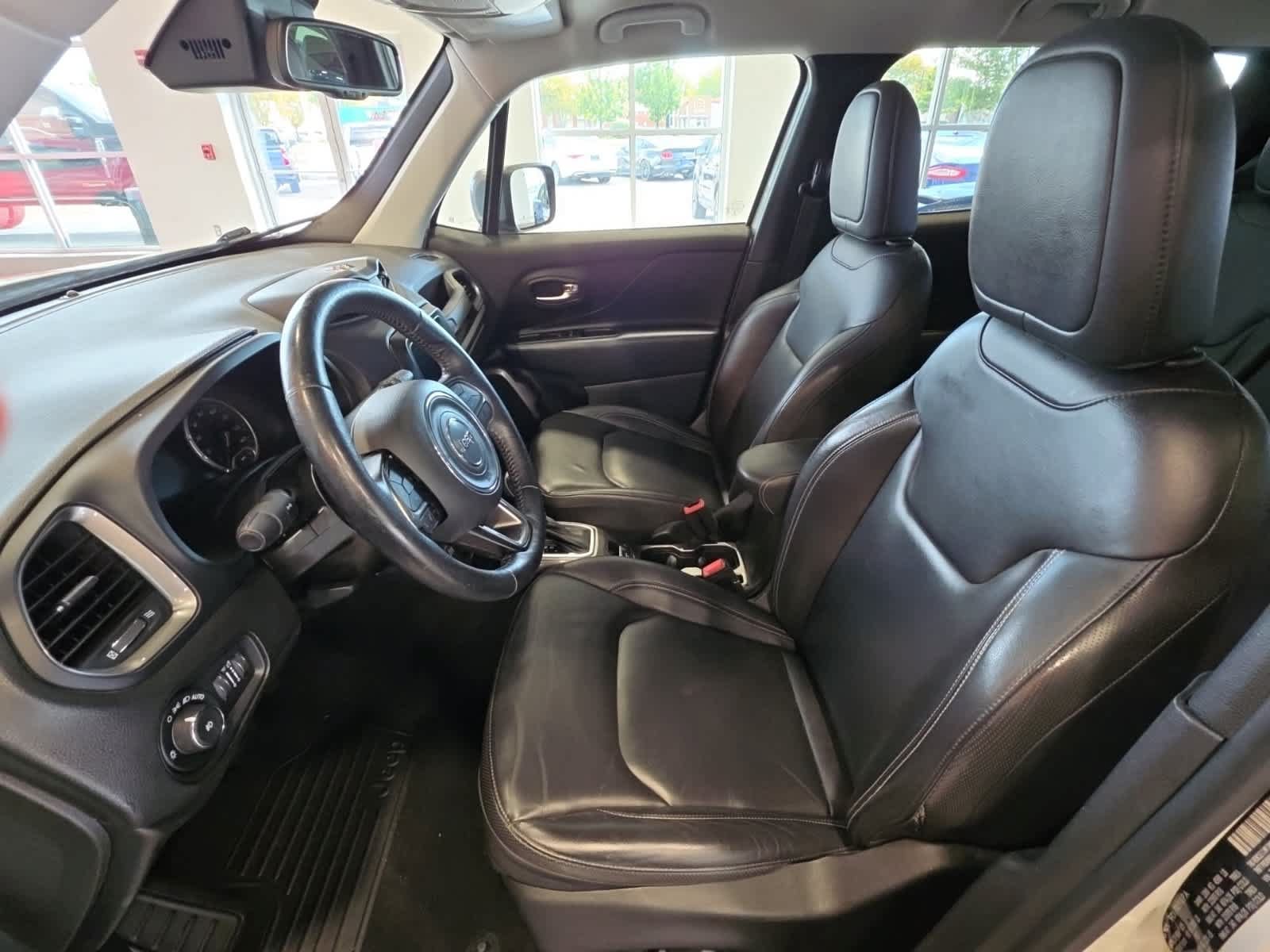 Used 2020 Jeep Renegade Limited AWD/4WD image 15