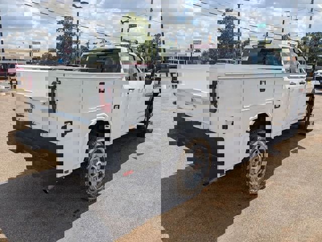 New 2024 GMC Sierra 2500 Pro w/ Convenience Package image 7