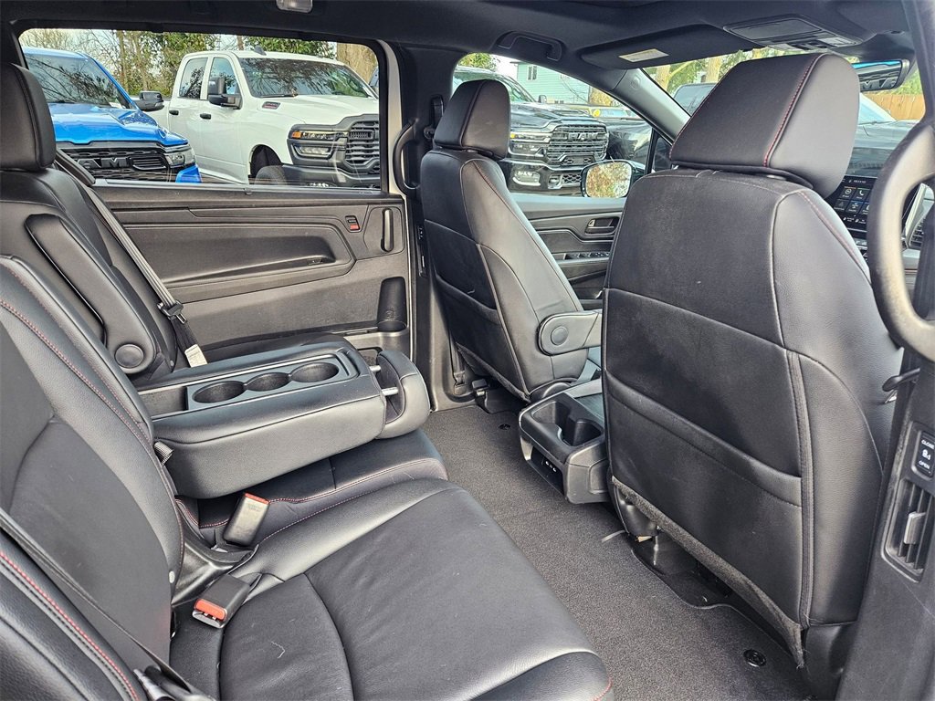 Used 2025 Honda Odyssey Sport-L image 18