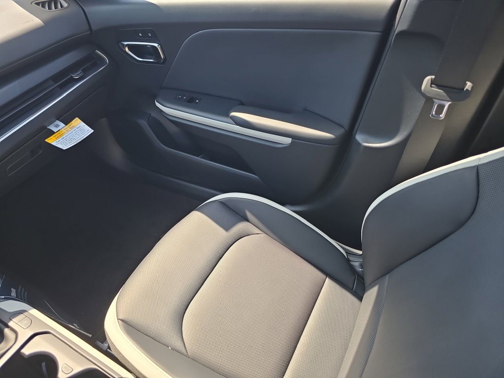 New 2026 Kia K4 GT-Line w/ GT-Line Premium Package FWD image 15