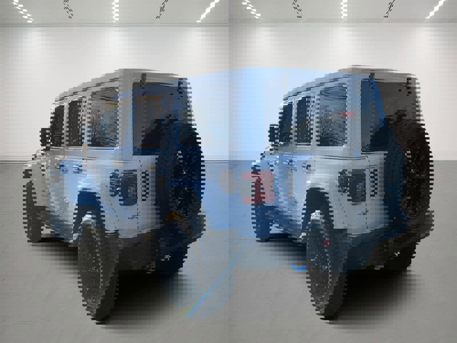 Used 2024 Jeep Wrangler Sahara image 4