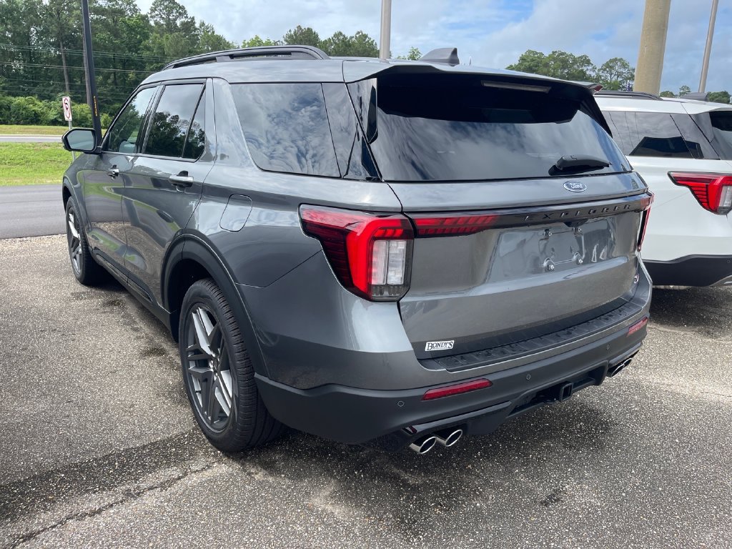 New 2026 Ford Explorer ST w/ Sun And Sound Package AWD/4WD image 9