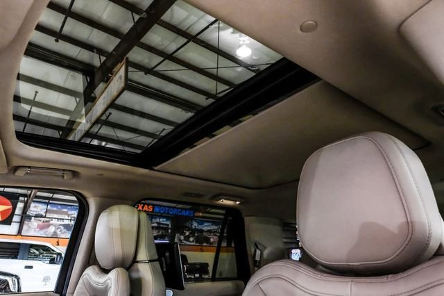 Used 2021 Lincoln Navigator L Reserve image 7