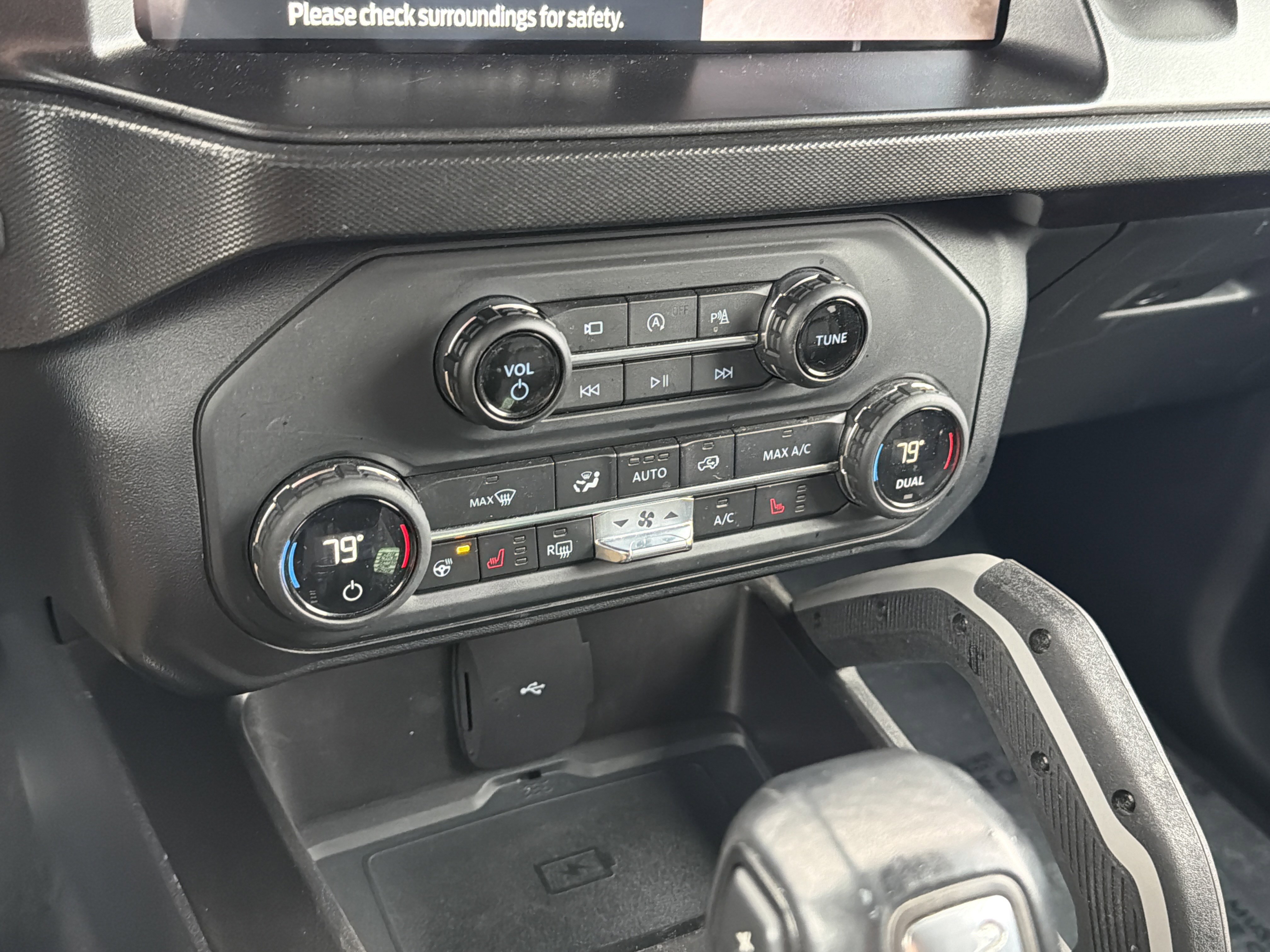 Used 2021 Ford Bronco First Edition AWD/4WD image 23