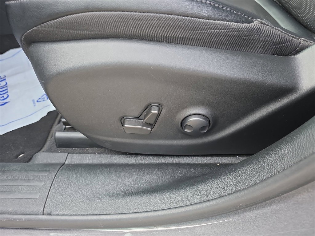 Used 2022 Jeep Cherokee Limited image 13