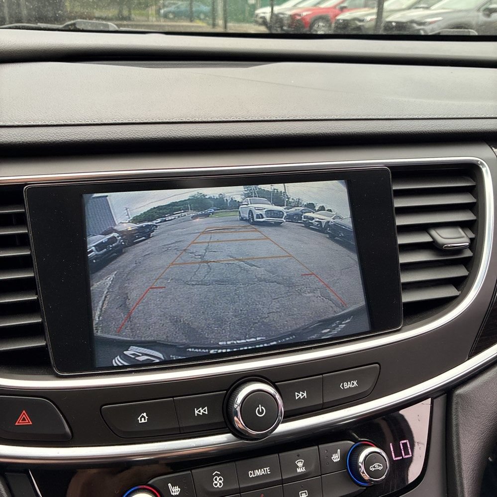 Used 2018 Buick LaCrosse Essence FWD image 6