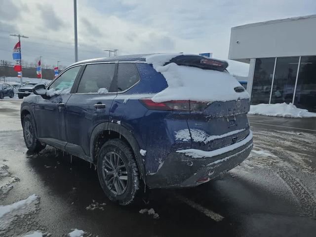 Used 2023 Nissan Rogue S image 8