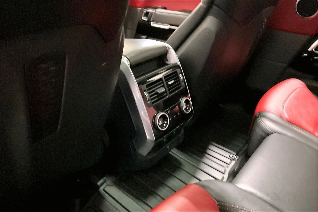Used 2019 Land Rover Range Rover Sport SVR image 10