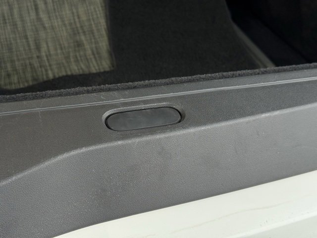 Used 2023 Rivian R1S Adventure image 38