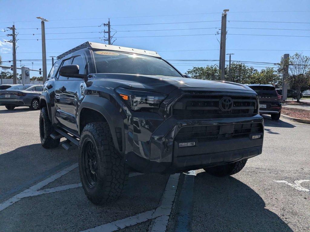 Used 2025 Toyota 4Runner SR5 RWD image 8