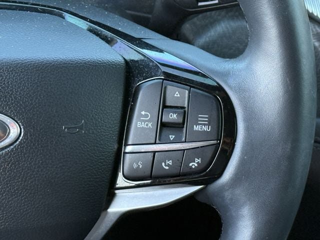 Used 2025 Ford Explorer Platinum w/ Ultimate Package AWD/4WD image 14