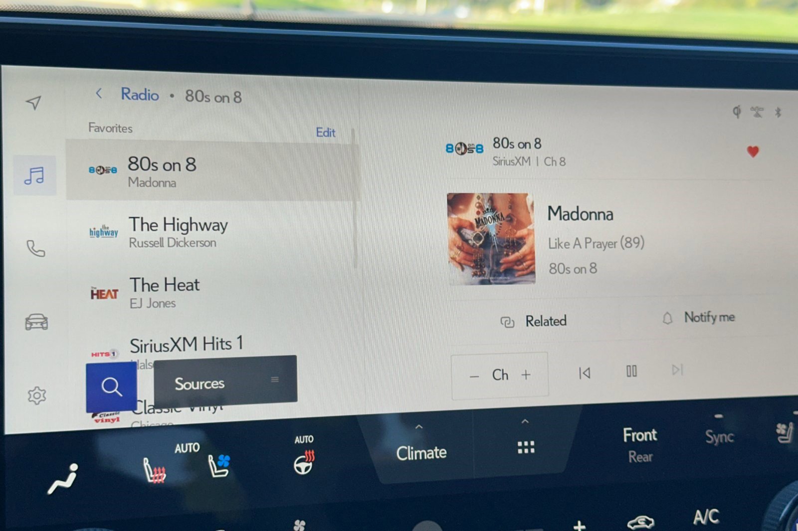 Certified 2025 Lexus TX 500h AWD w/ Technology Package image 26