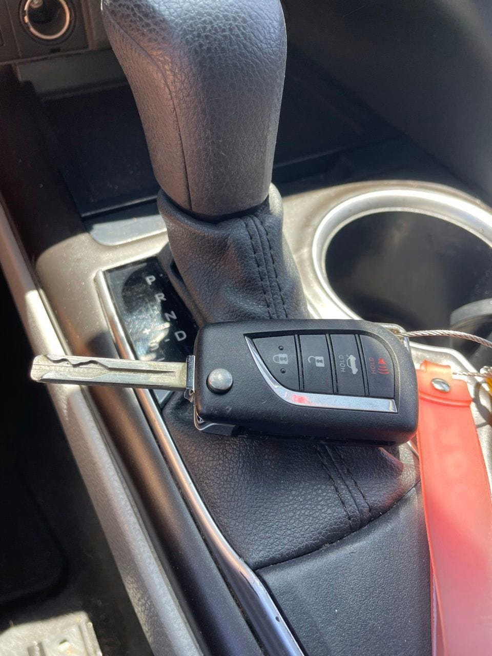 Used 2021 Toyota Camry LE w/ Carpet Mat Package (TMS) FWD image 12