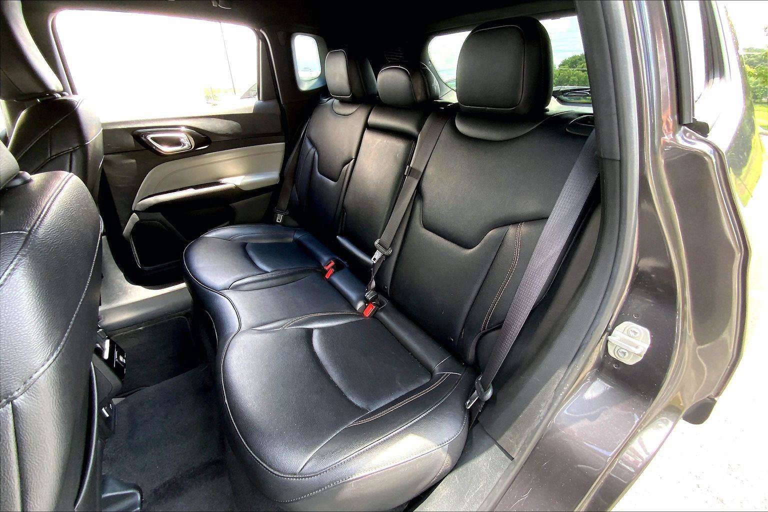 Used 2024 Jeep Compass Limited AWD/4WD image 24