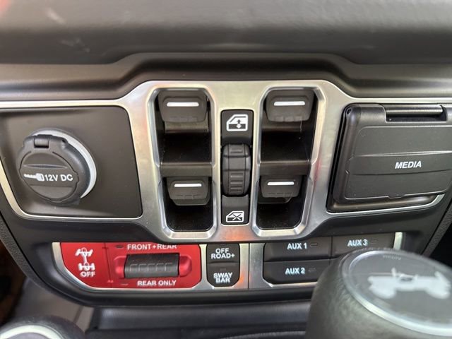 Used 2025 Jeep Wrangler Unlimited Rubicon 4xe w/ Safety Group image 48