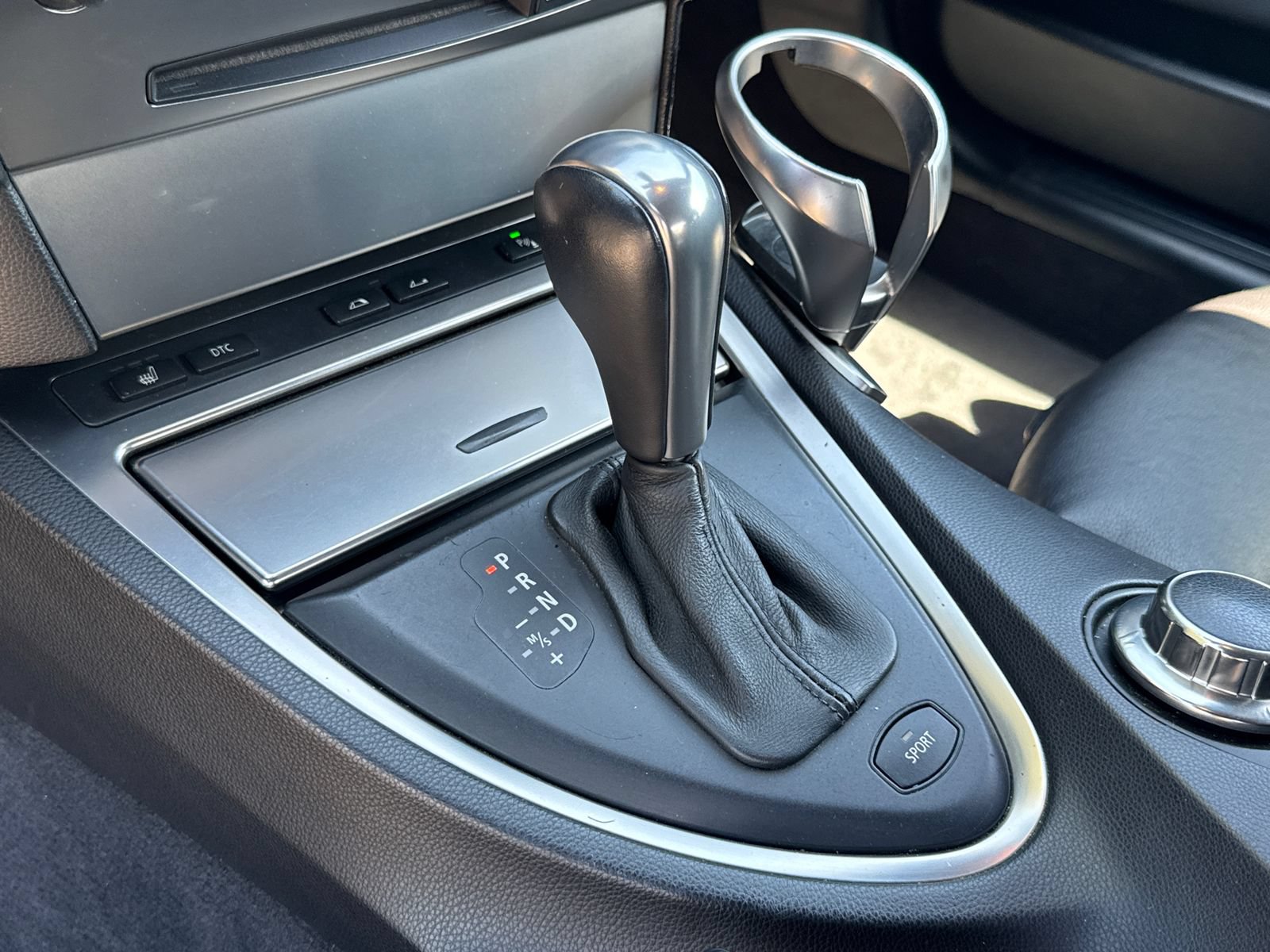 Used 2006 BMW 650i Convertible RWD image 14