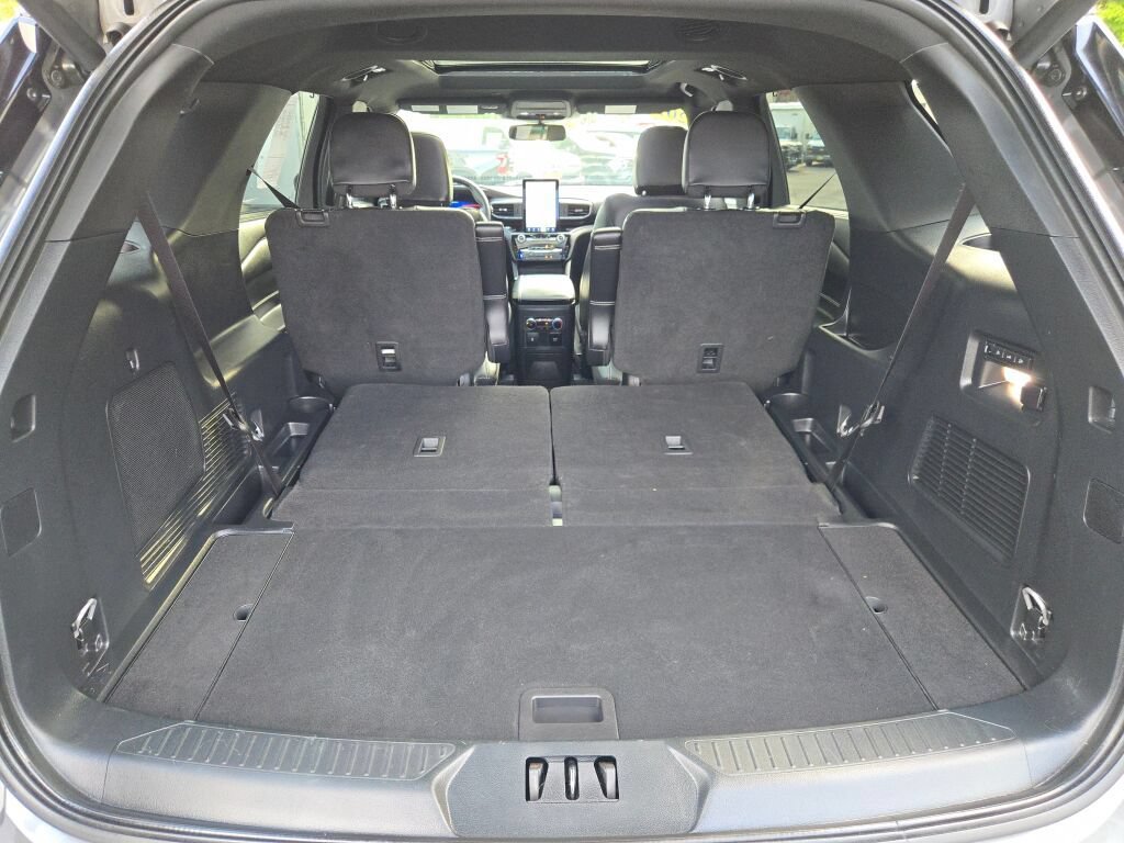 Used 2023 Ford Explorer ST w/ Equipment Group 401A AWD/4WD image 19