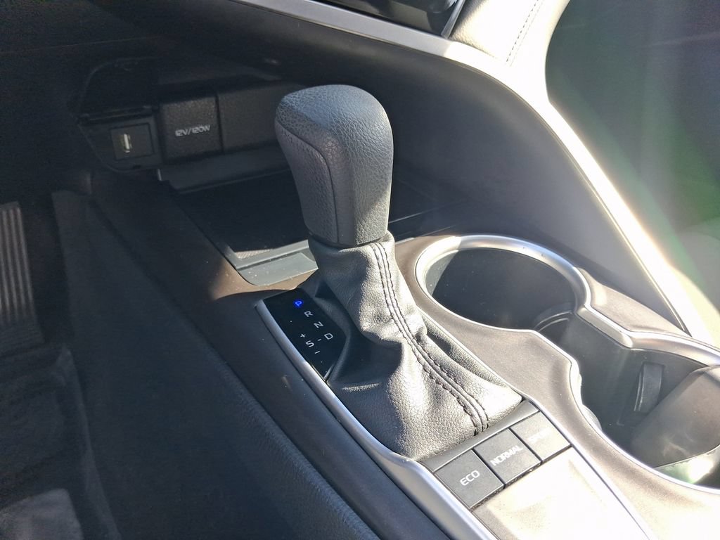 Used 2023 Toyota Camry LE w/ Convenience Package FWD image 18