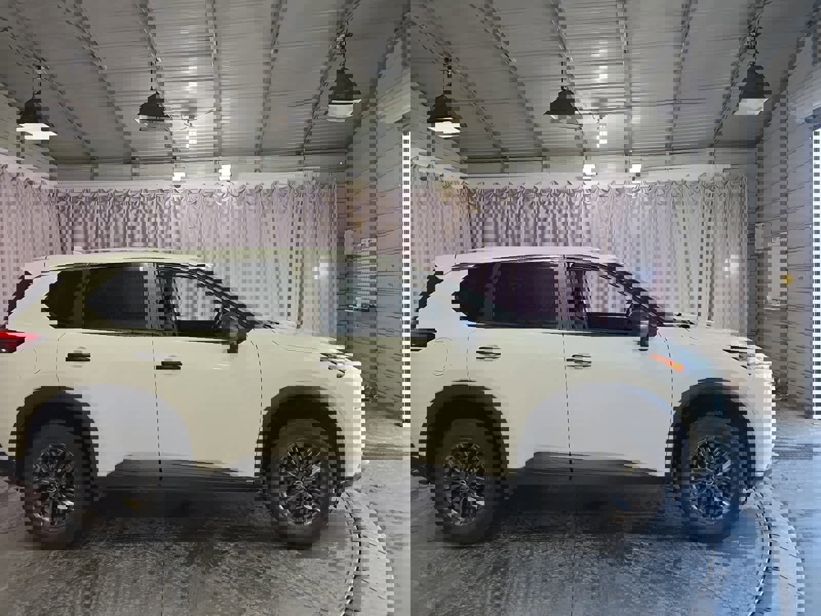 Used 2021 Nissan Rogue S image 6