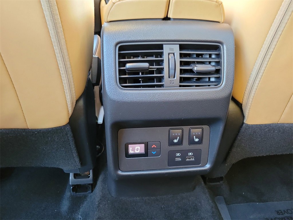 Used 2022 Nissan Rogue Platinum w/ Head-Up Display Package image 21