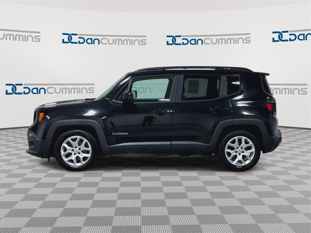 Used 2015 Jeep Renegade Latitude w/ Popular Equipment Group image 5