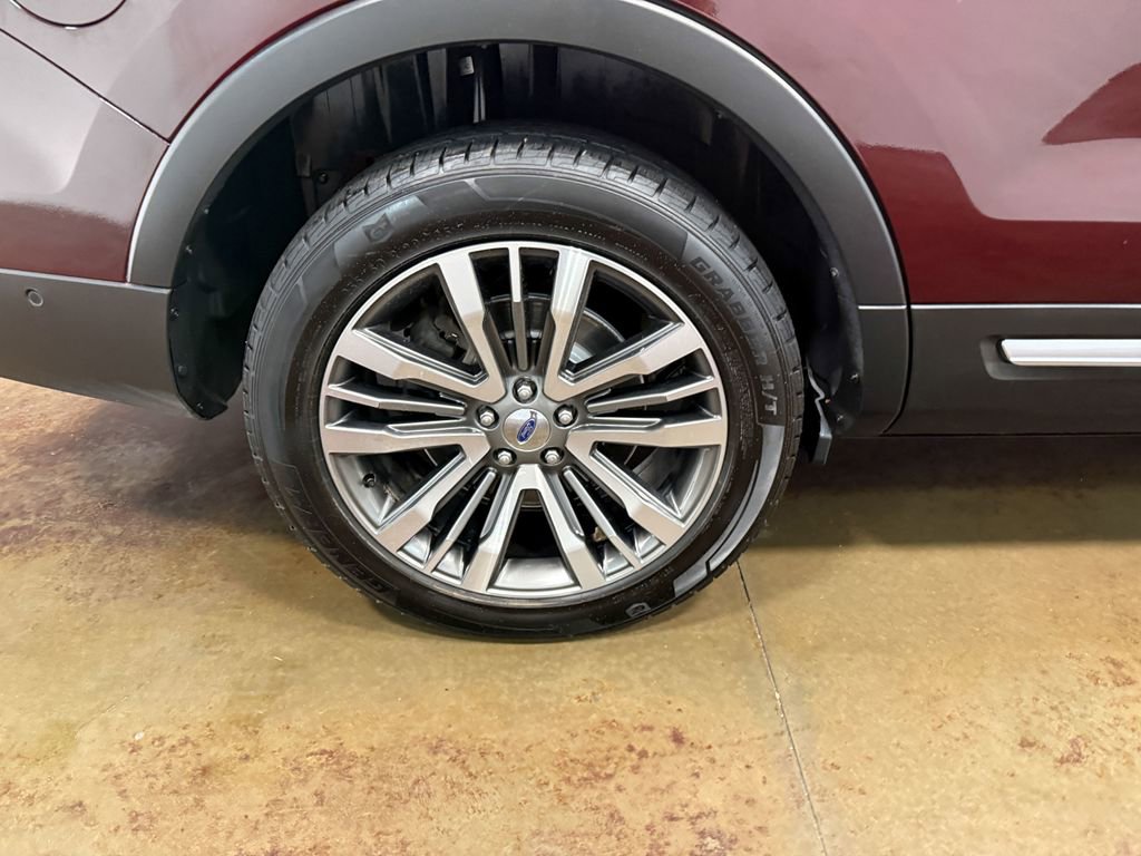 Used 2018 Ford Explorer Platinum AWD/4WD image 91