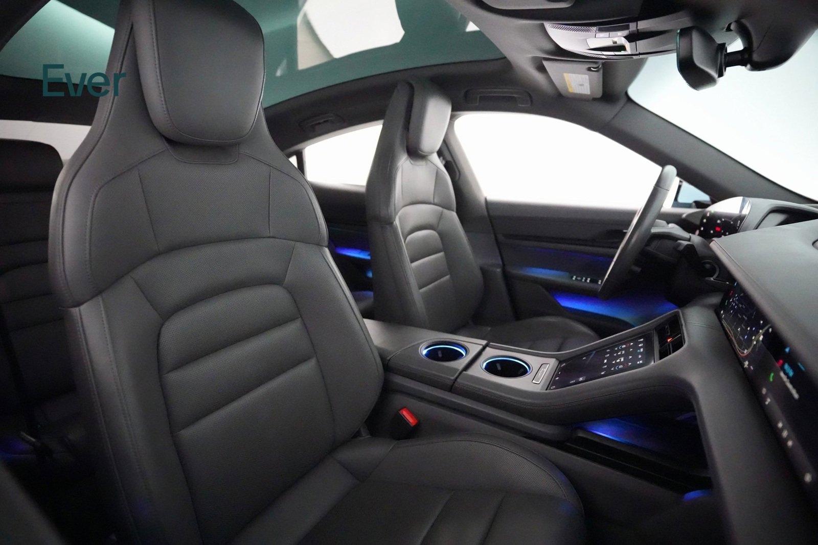 Used 2020 Porsche Taycan 4S image 8