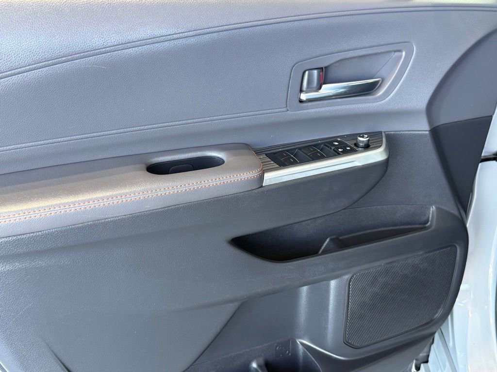 Certified 2023 Toyota Sienna XSE AWD/4WD image 20