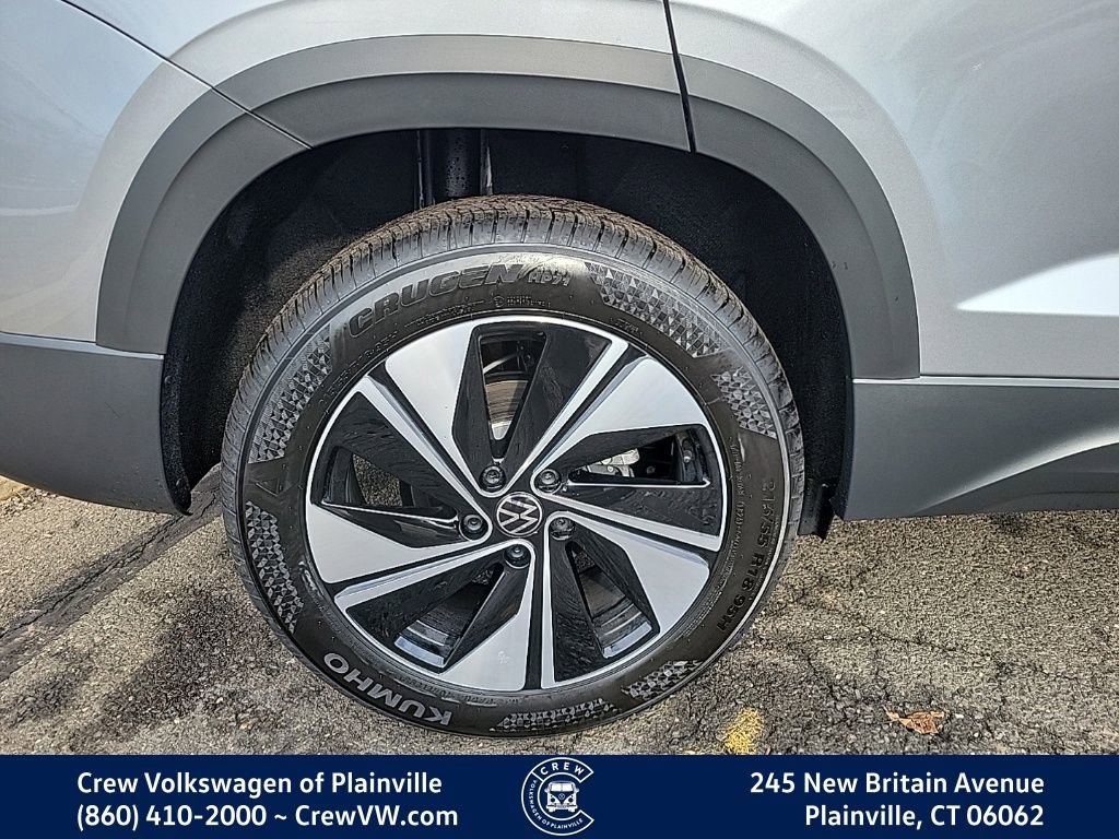 New 2026 Volkswagen Taos SE image 19