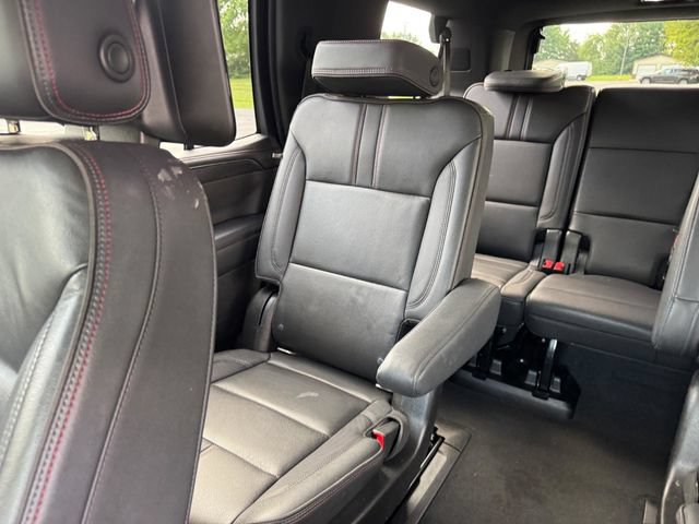 Used 2021 Chevrolet Tahoe RST w/ Luxury Package AWD/4WD image 15