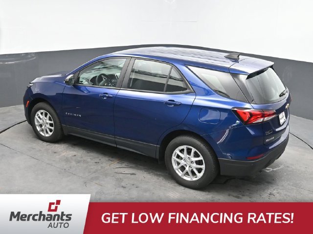 Used 2022 Chevrolet Equinox LS AWD/4WD image 34