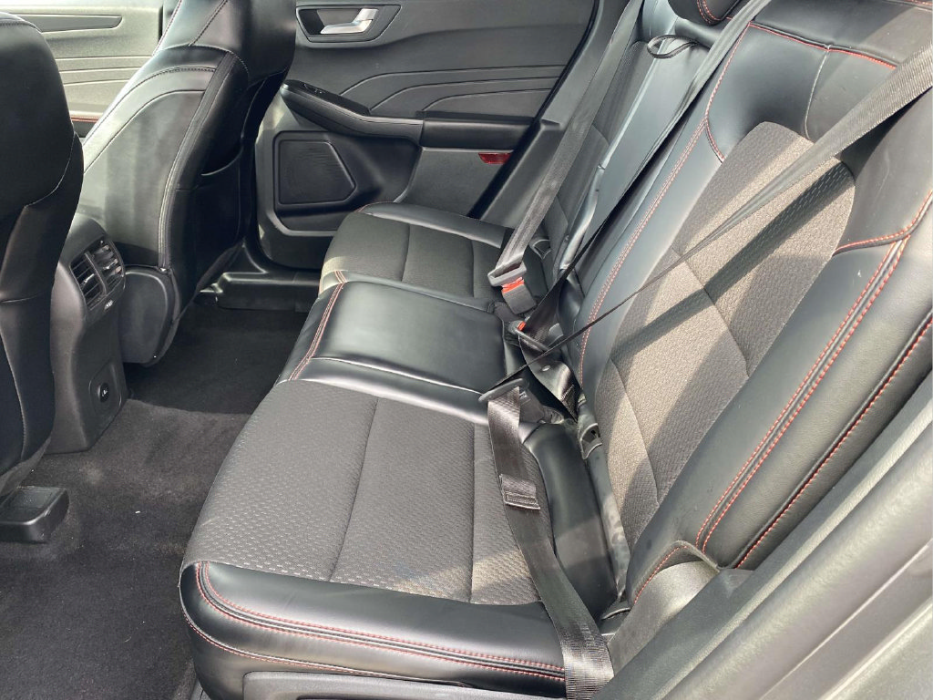 Used 2025 Ford Escape ST-Line FWD image 11