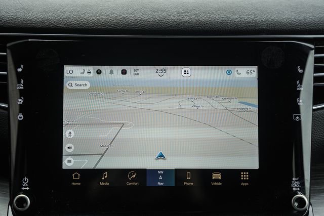 Used 2024 Jeep Wagoneer L Series II image 33