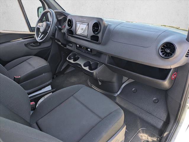 Used 2024 Mercedes-Benz Sprinter 2500 image 19