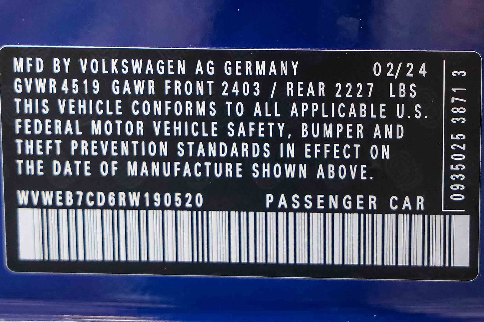 Used 2024 Volkswagen Golf R image 31