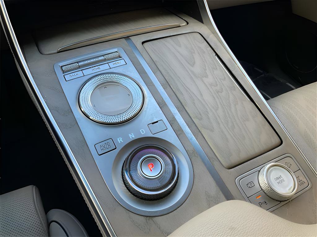 Used 2022 Genesis GV80 3.5T w/ Advanced Package 06 image 25