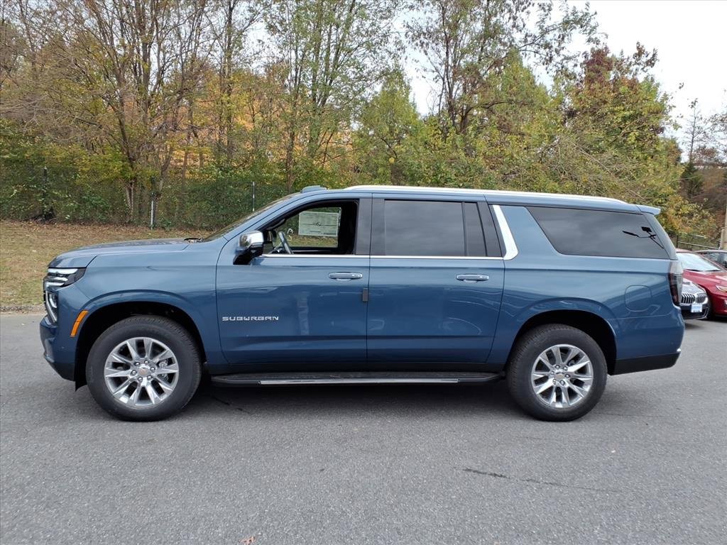 New 2026 Chevrolet Suburban Premier image 6