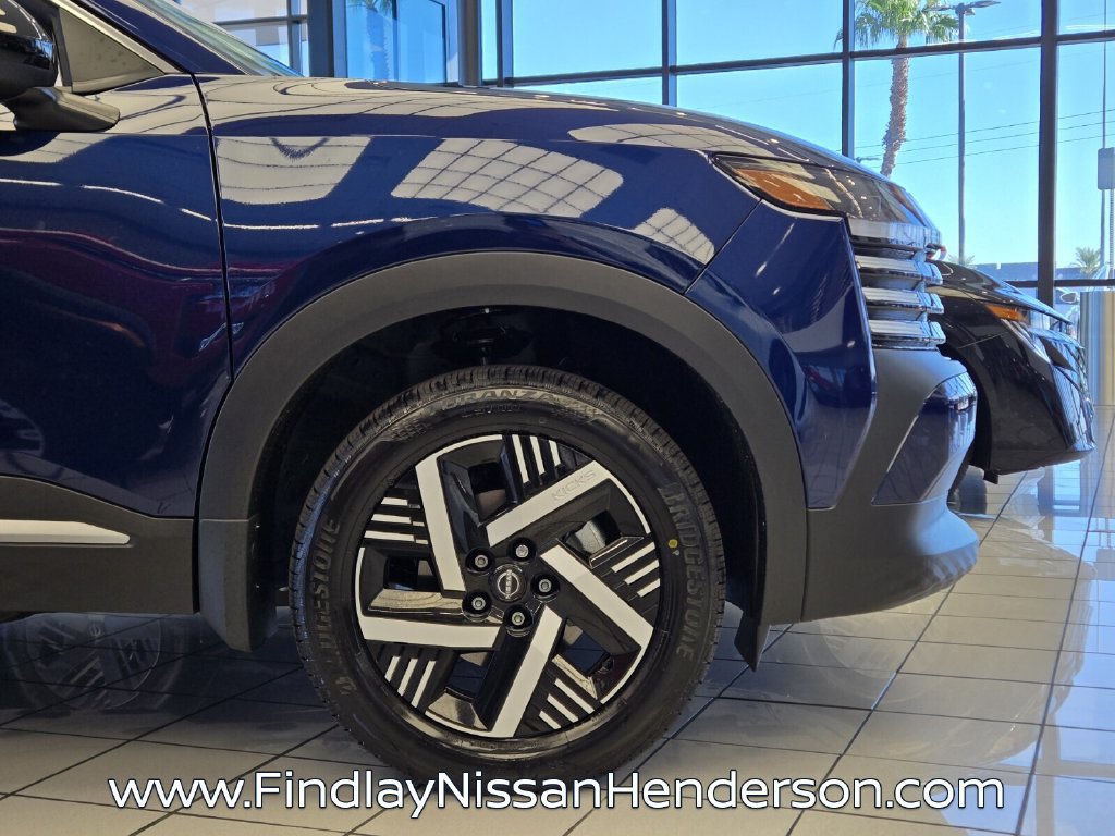 New 2027 Nissan Kicks SV FWD image 7