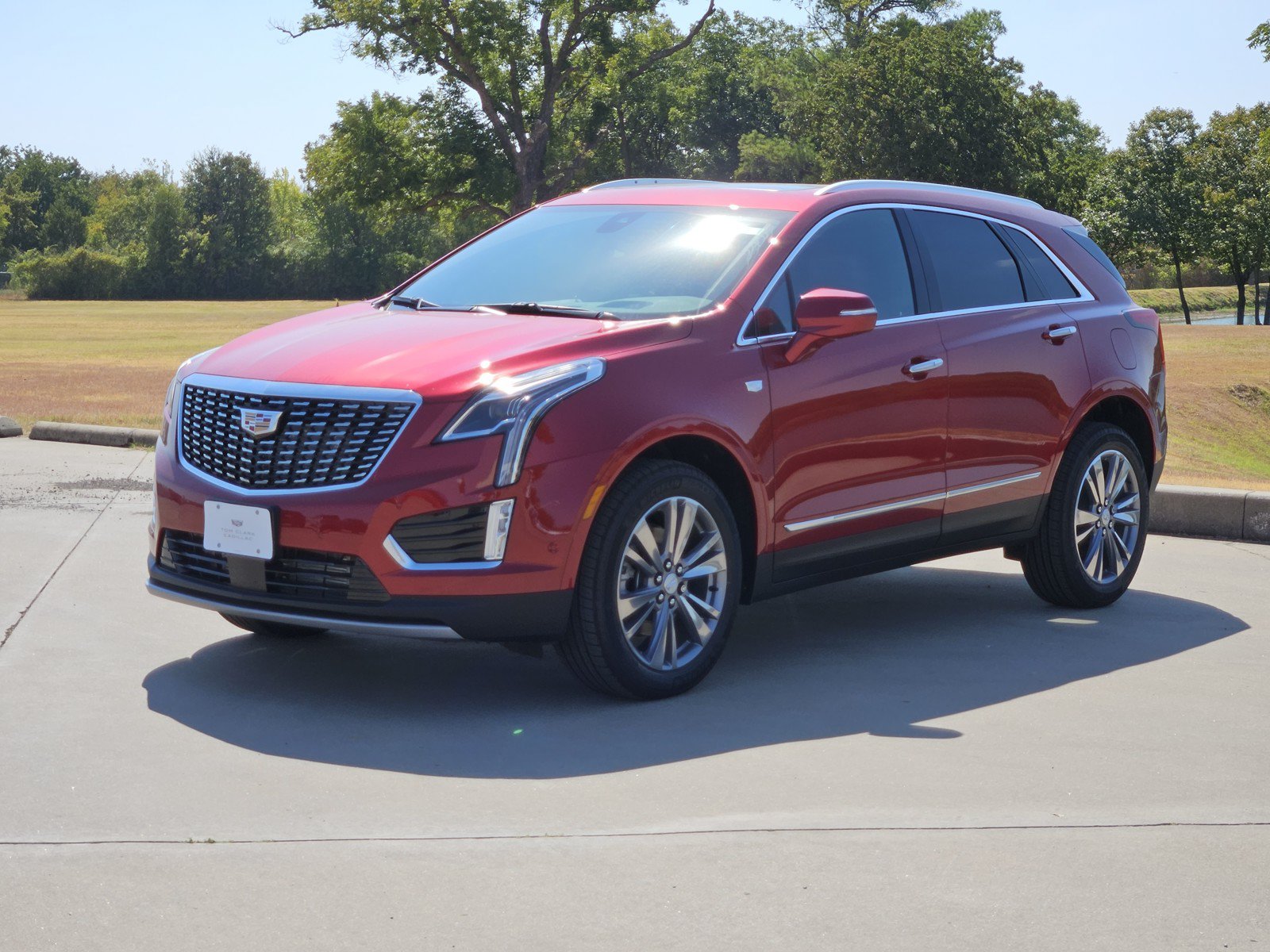 New 2026 Cadillac XT5 Premium Luxury w/ Driver Assist Package FWD image 2