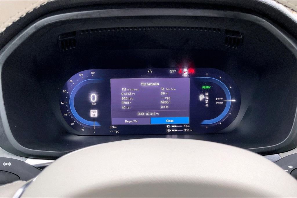 Certified 2024 Volvo XC60 T8 Plus w/ Protection Package Premier image 13