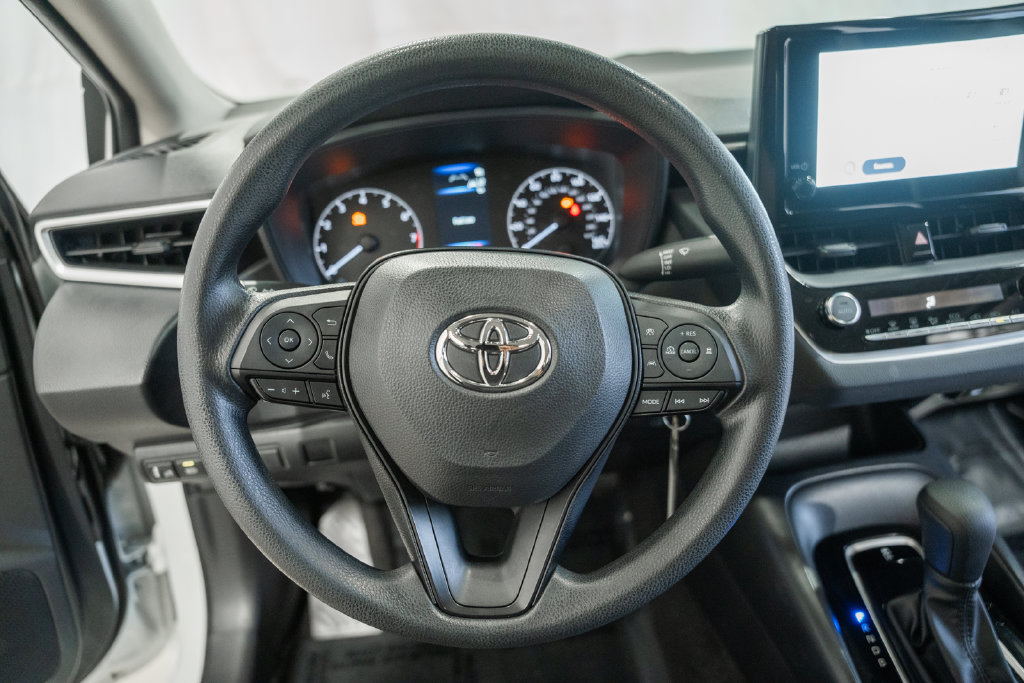 Used 2023 Toyota Corolla LE w/ Carpet Mat Package (TMS) FWD image 19