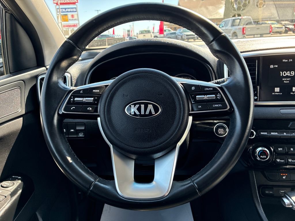 Used 2022 Kia Sportage EX image 22
