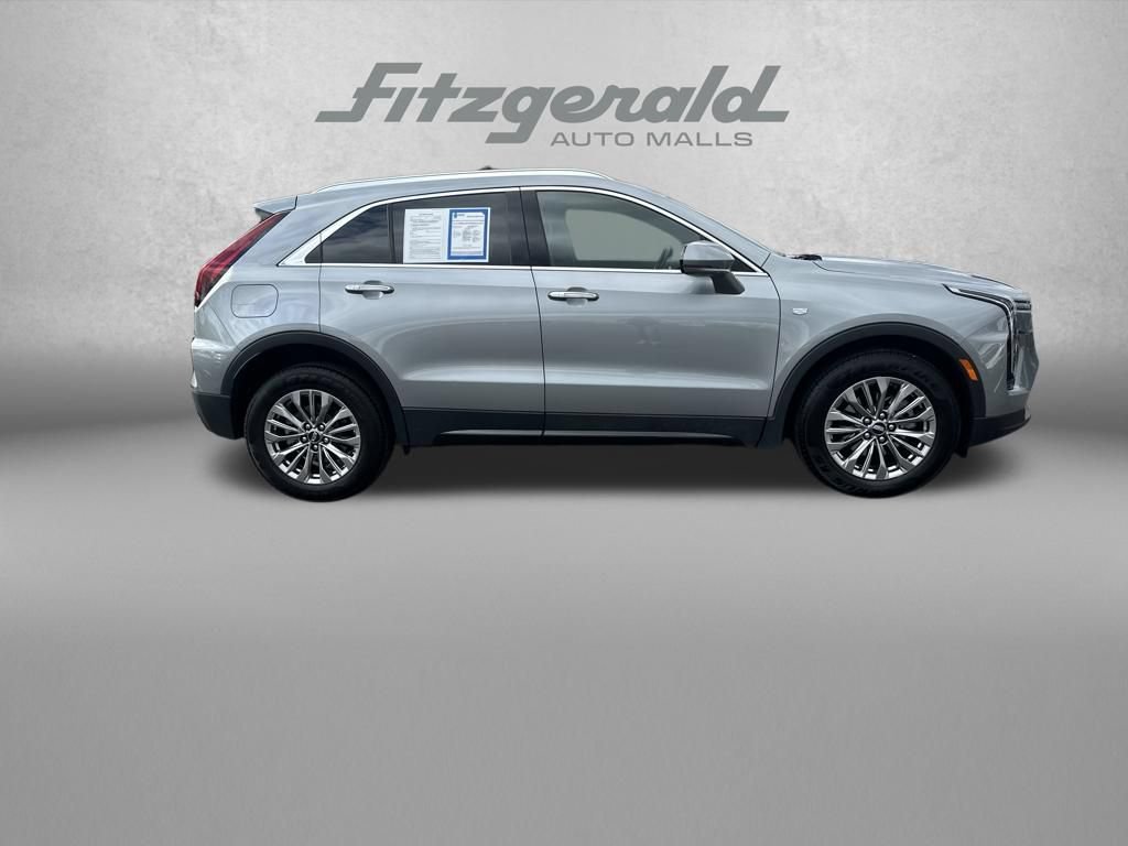 Used 2024 Cadillac XT4 Premium Luxury AWD/4WD image 8