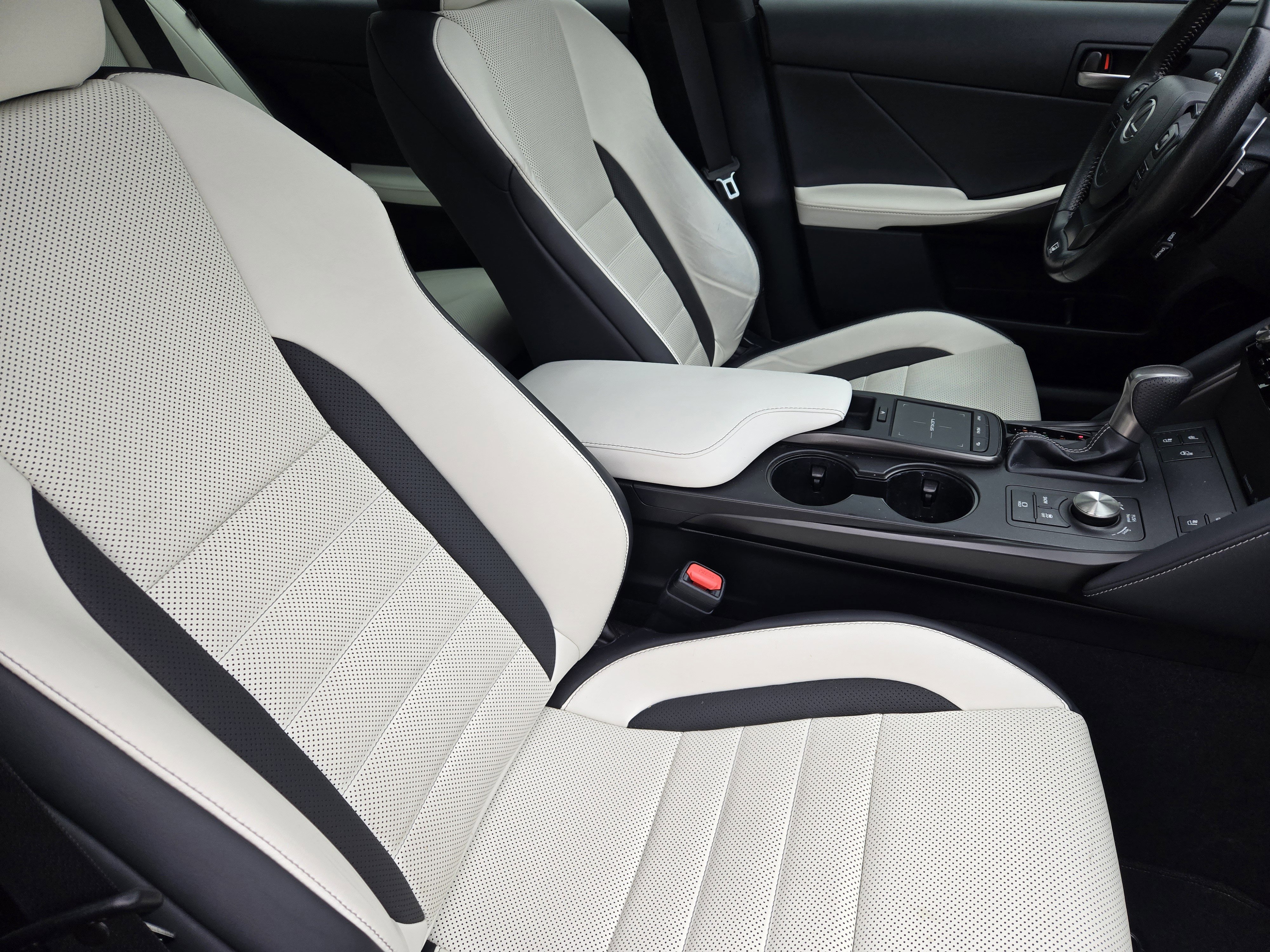 Used 2021 Lexus IS 350 F Sport w/ Navigation Package image 7