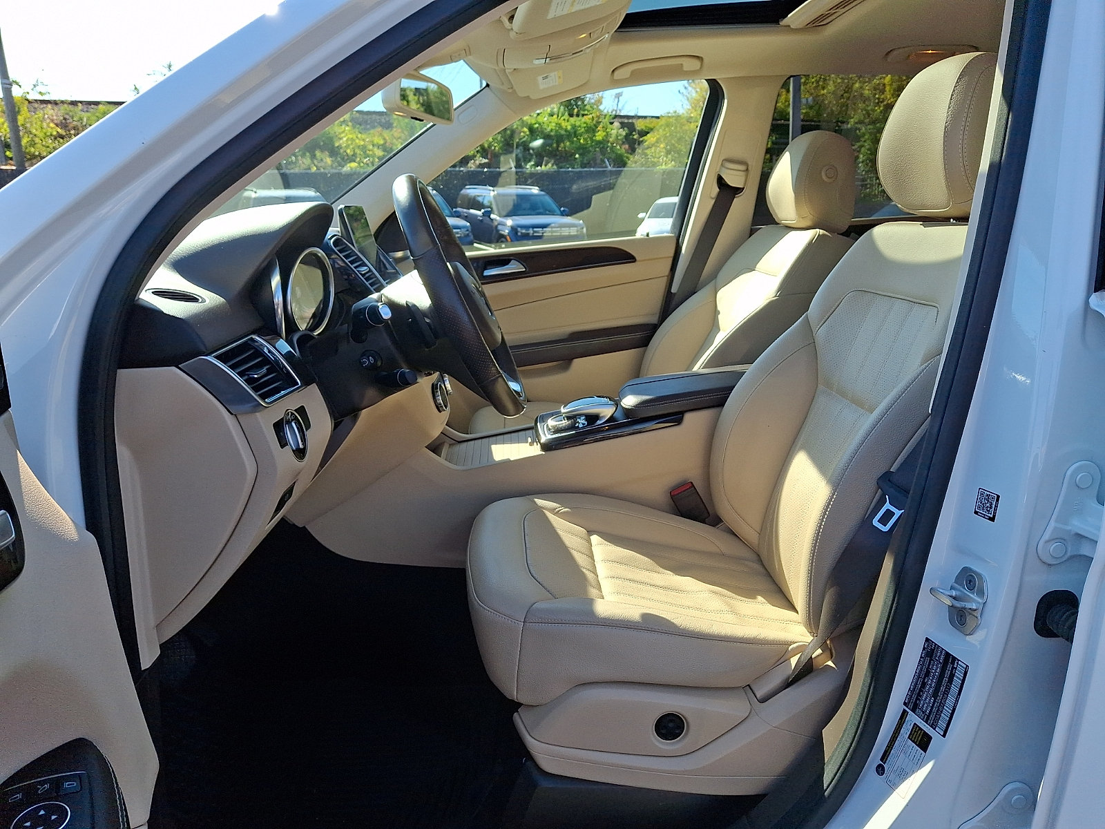 Used 2018 Mercedes-Benz GLE 350 4MATIC image 13