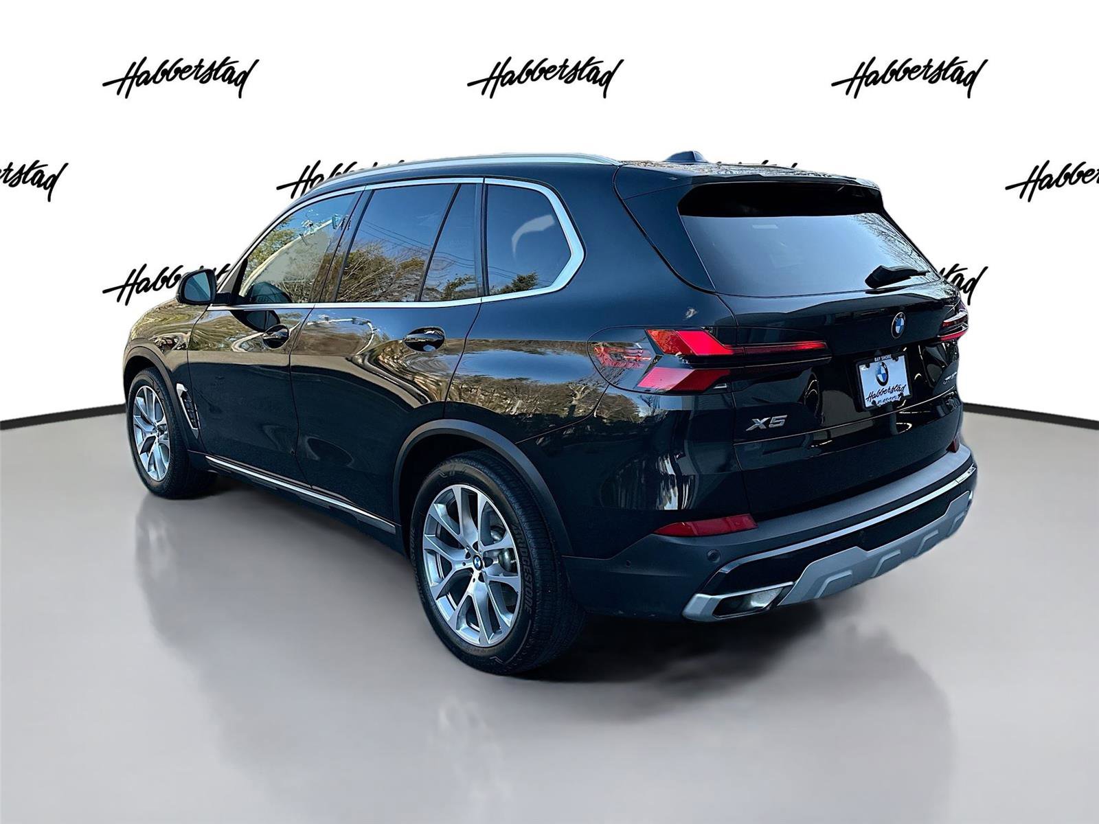 Certified 2024 BMW X5 xDrive40i w/ Parking Assistance Package image 7