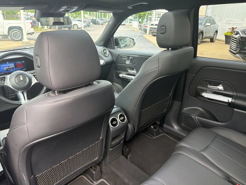 Used 2025 Mercedes-Benz GLB 250 image 15