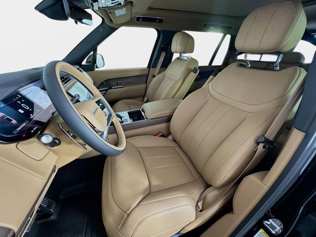New 2026 Land Rover Range Rover Long Wheelbase SE image 11