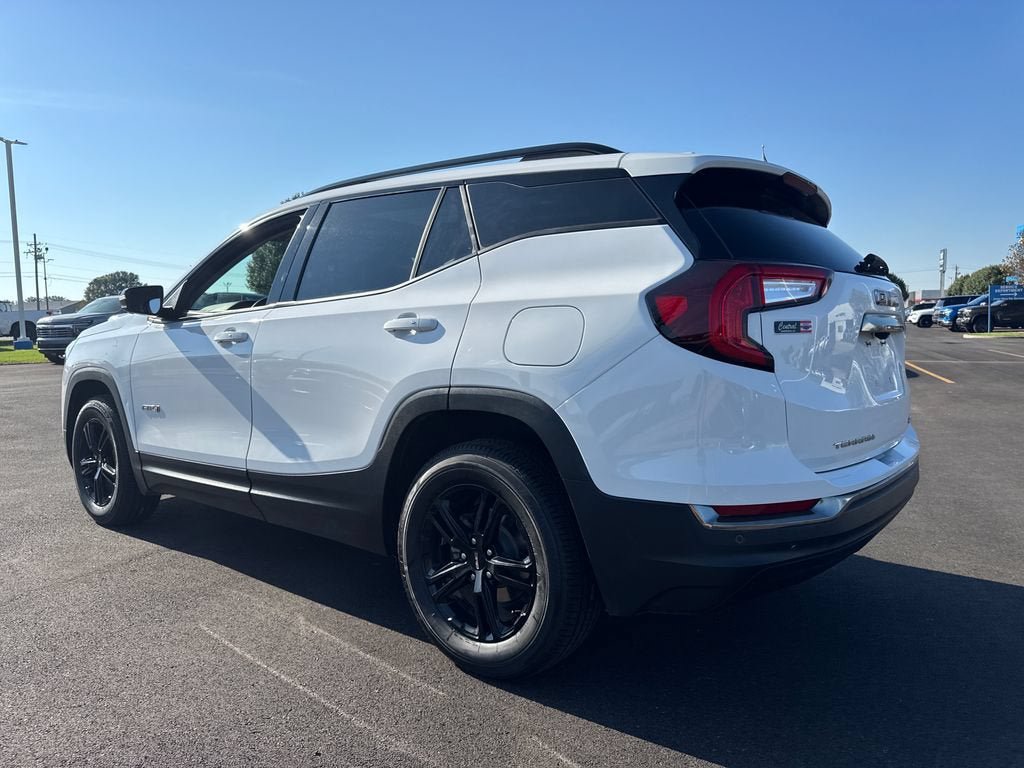 Used 2024 GMC Terrain AT4 w/ Infotainment Package II AWD/4WD image 4