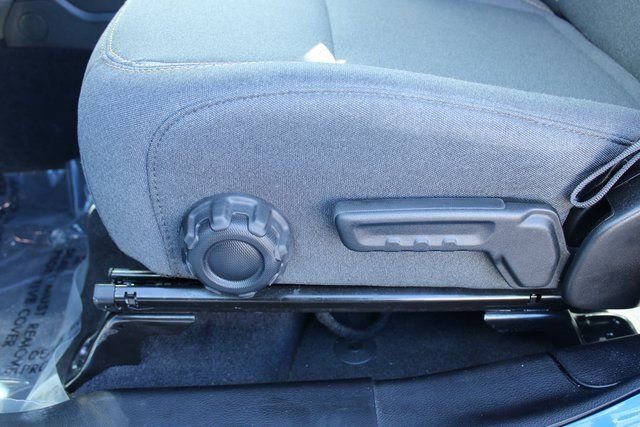 Used 2025 Jeep Wrangler Sport image 12